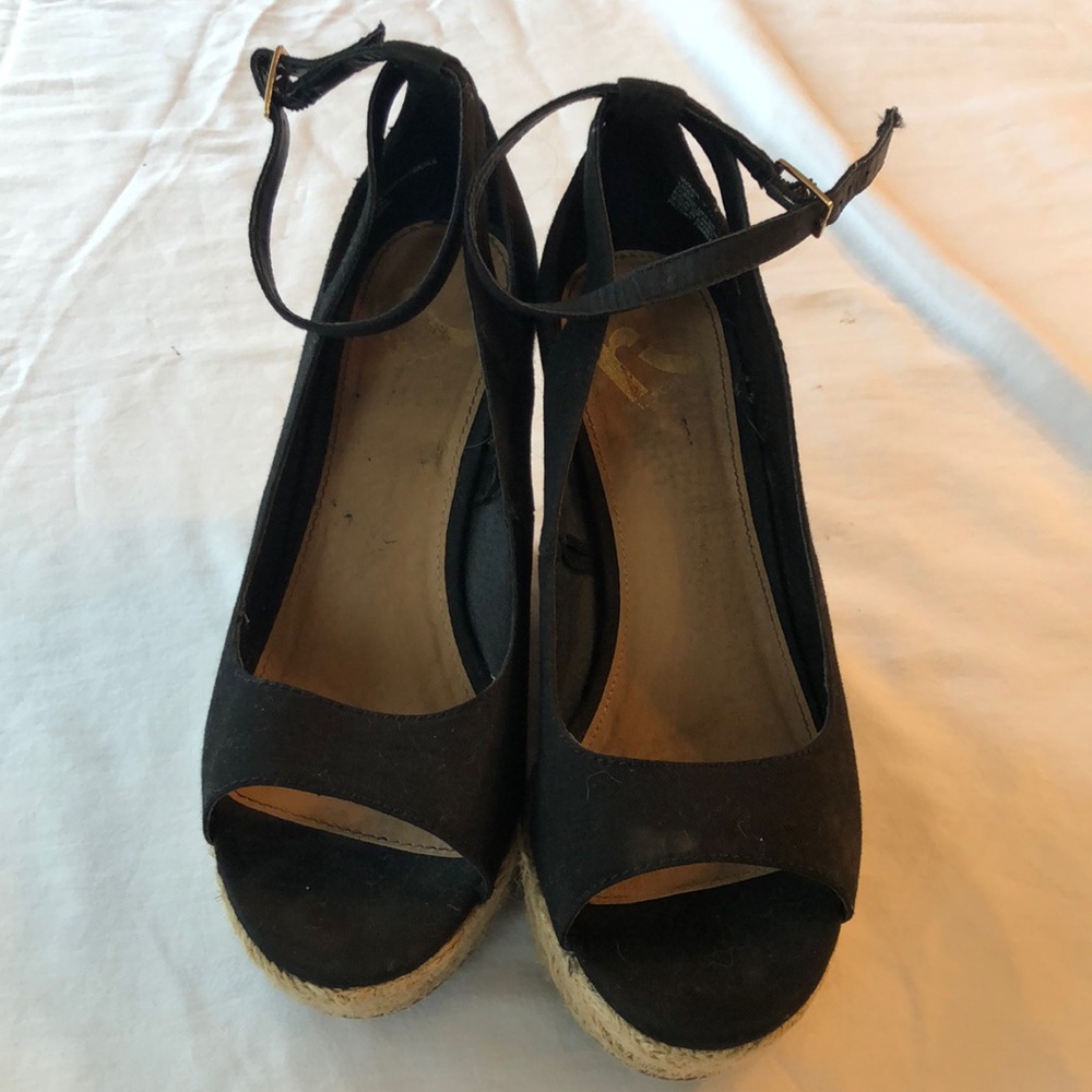 Black wedge sandals